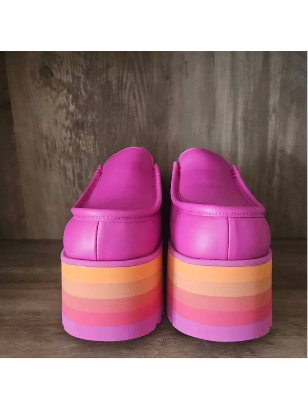 UGG Urseen All Gender Platform Slide On Multicolor Pink Lamb Wool Womens 6 NIB